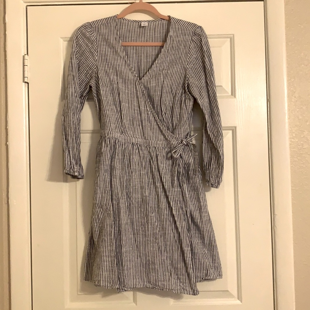 Old Navy Wrap Dress 3/4 length sleeves
